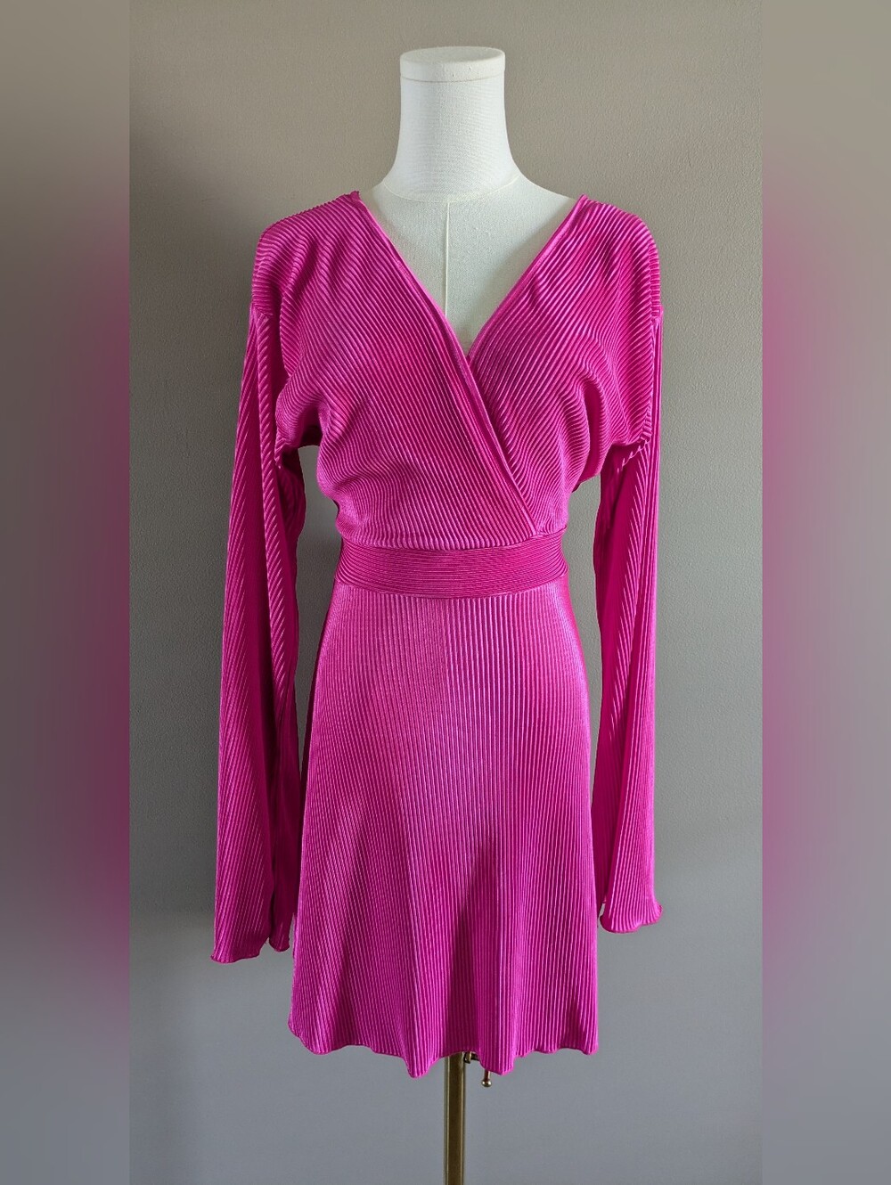 Fashion Nova Fuchsia Pink Ciara Plisse Open Back Tie V-Neck Long Sleeve Dress XL